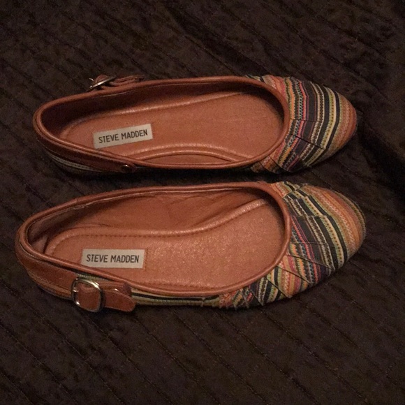 Shoes - Picture 2 of 3